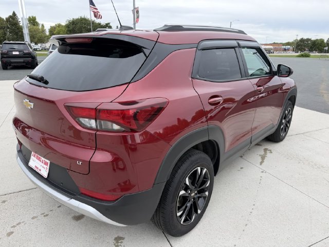 Used 2022 Chevrolet TrailBlazer LT w/ Convenience Package AWD/4WD image 8