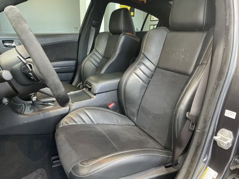 Used 2023 Dodge Charger SRT Hellcat w/ Harman/Kardon Audio Group RWD image 19