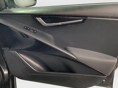 Used 2023 Kia Niro EX Touring FWD image 7