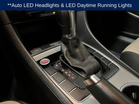 Used 2020 Volkswagen Passat 2.0T R-Line image 12