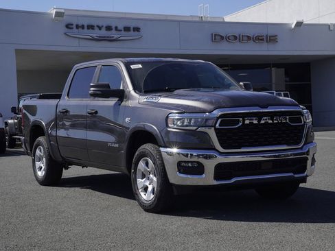 New 2026 RAM 1500 4x4 Crew Cab image 2