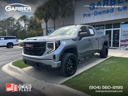 Used 2023 GMC Sierra 1500 Pro w/ Graphite Edition