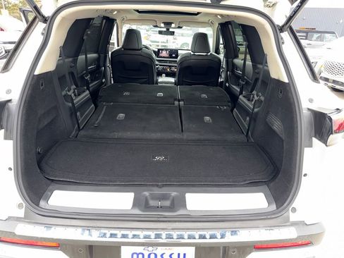 Used 2022 INFINITI QX60 Luxe w/ Vision Package image 35
