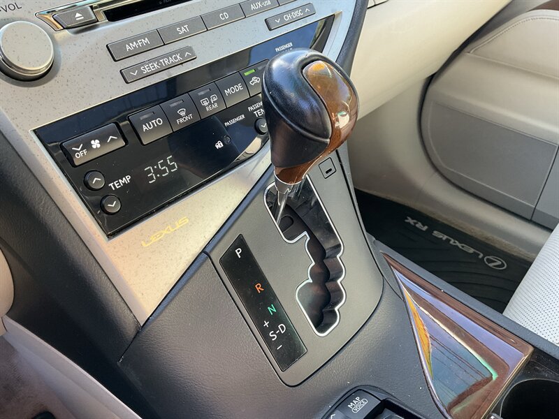 Used 2010 Lexus RX 350 AWD w/ Premium Pkg image 28