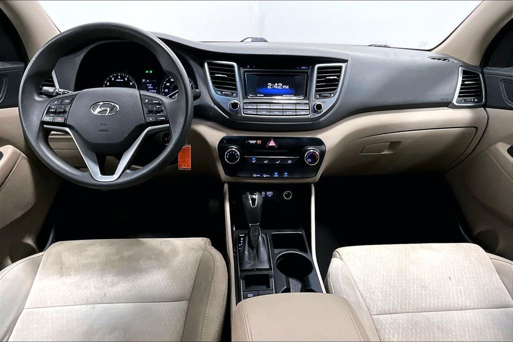 Used 2017 Hyundai Tucson SE w/ SE Popular Package 02 FWD image 18