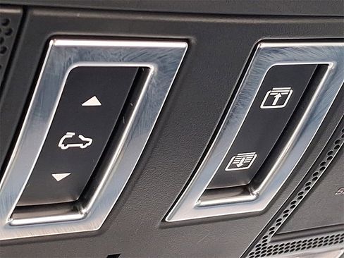 Certified 2026 Land Rover Range Rover Evoque S image 18