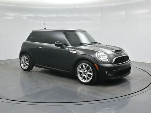 Used 2011 MINI Cooper S image 21