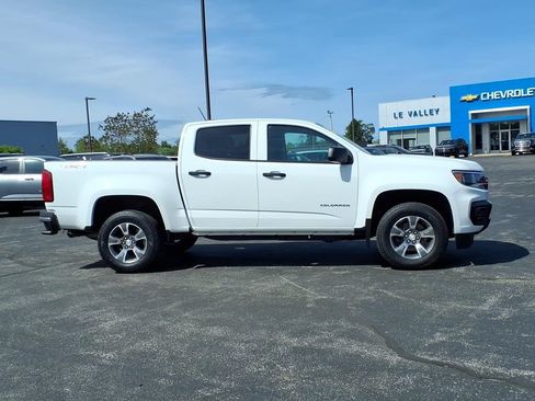 Used 2022 Chevrolet Colorado W/T w/ WT Convenience Package AWD/4WD image 14