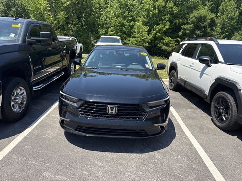 Used 2024 Honda Accord EX-L image 40