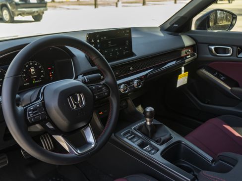 Used 2026 Honda Civic Si image 16