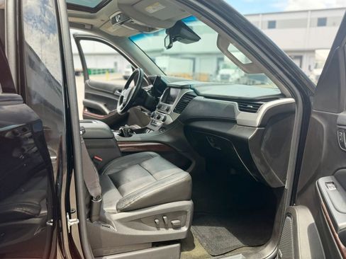 Used 2016 GMC Yukon SLT AWD/4WD image 27