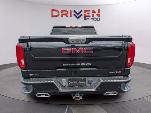 Used 2021 GMC Sierra 1500 AT4 w/ AT4 Premium Package AWD/4WD image 4