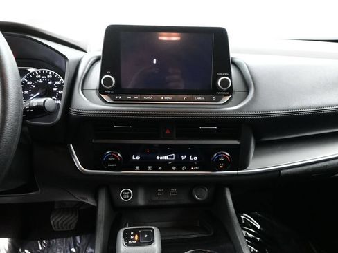 Used 2023 Nissan Rogue SV FWD image 18