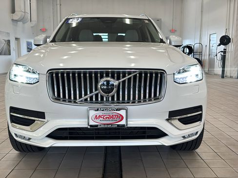 Used 2023 Volvo XC90 B6 Ultimate w/ Lounge Package AWD/4WD image 10