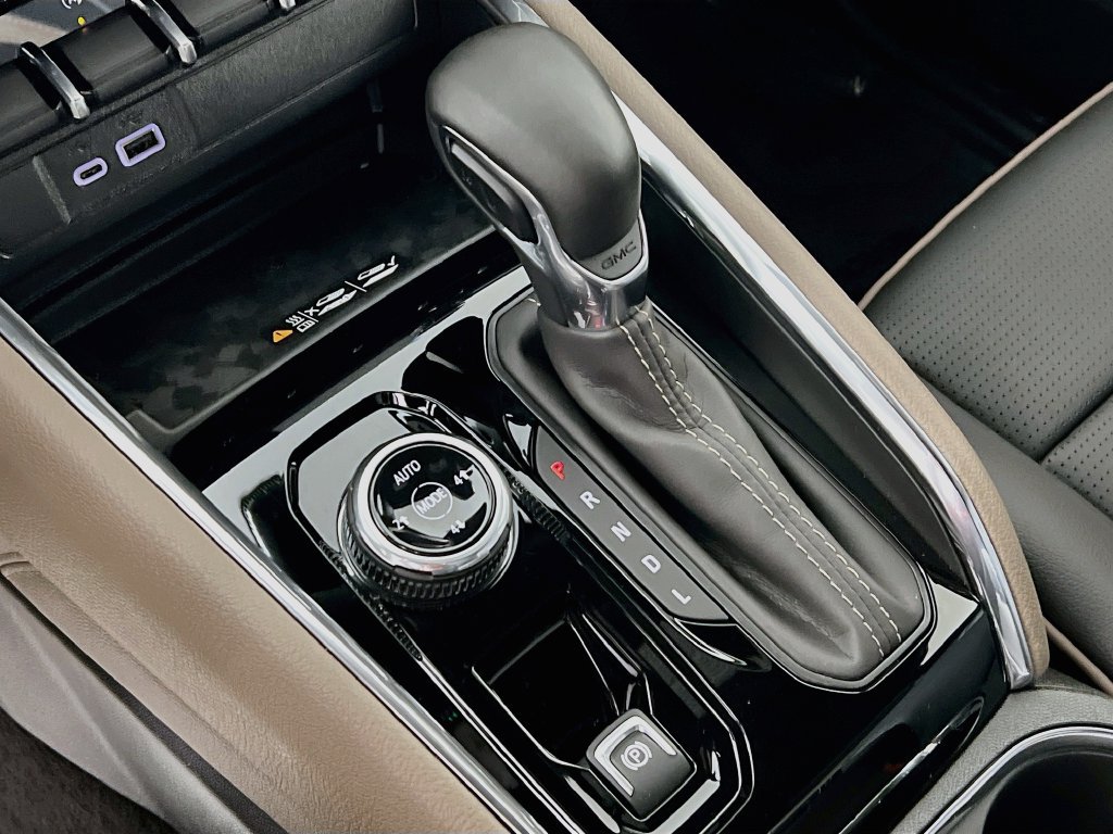 New 2026 GMC Canyon Denali AWD/4WD image 14