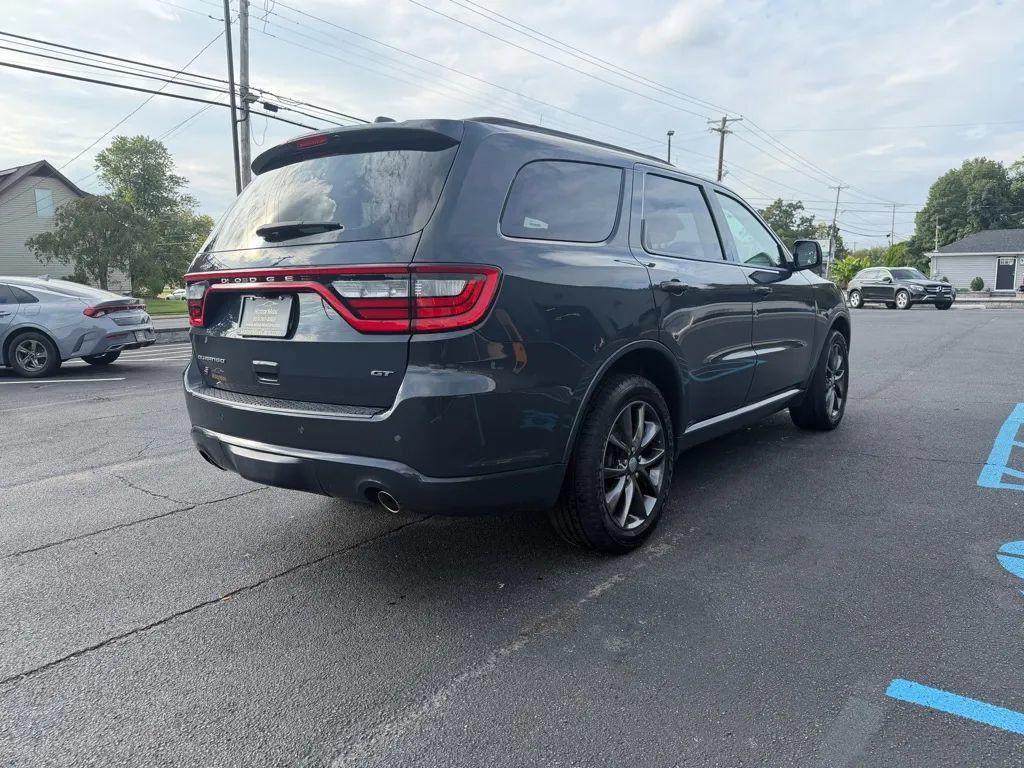 Used 2018 Dodge Durango GT w/ Technology Group AWD/4WD image 3