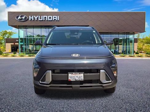 Used 2025 Hyundai Kona SEL AWD/4WD image 3
