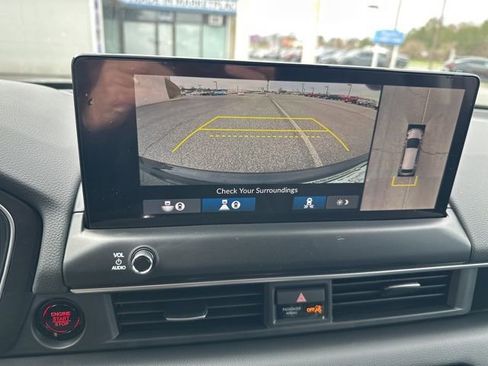 New 2026 Honda Pilot Touring image 18