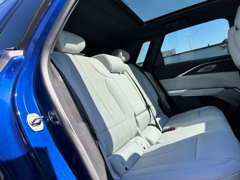 Used 2024 Cadillac Lyriq Sport AWD/4WD image 49