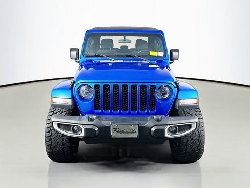 Used 2021 Jeep Gladiator Sport image 2