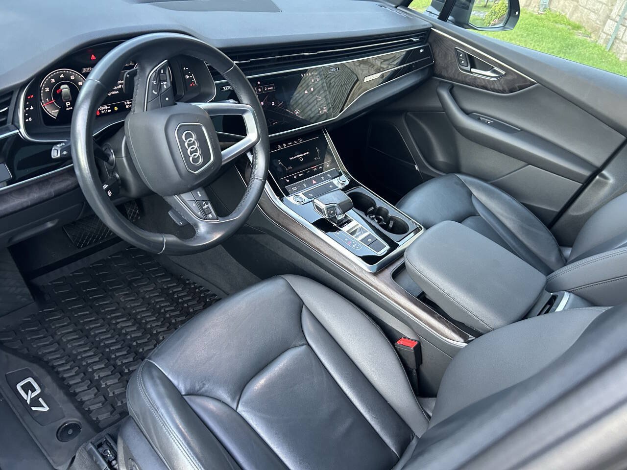 Used 2021 Audi Q7 3.0T Premium Plus w/ Premium Plus Package AWD/4WD image 23