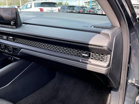 Used 2023 Honda Accord EX image 17
