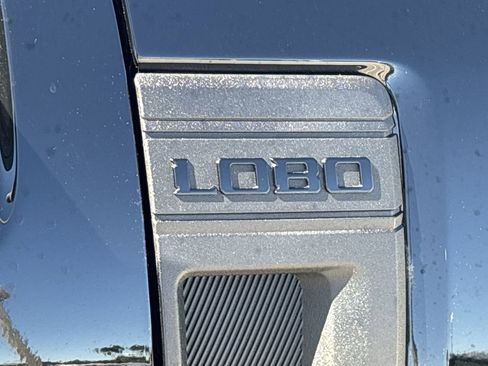 Used 2025 Ford Maverick Lobo image 9