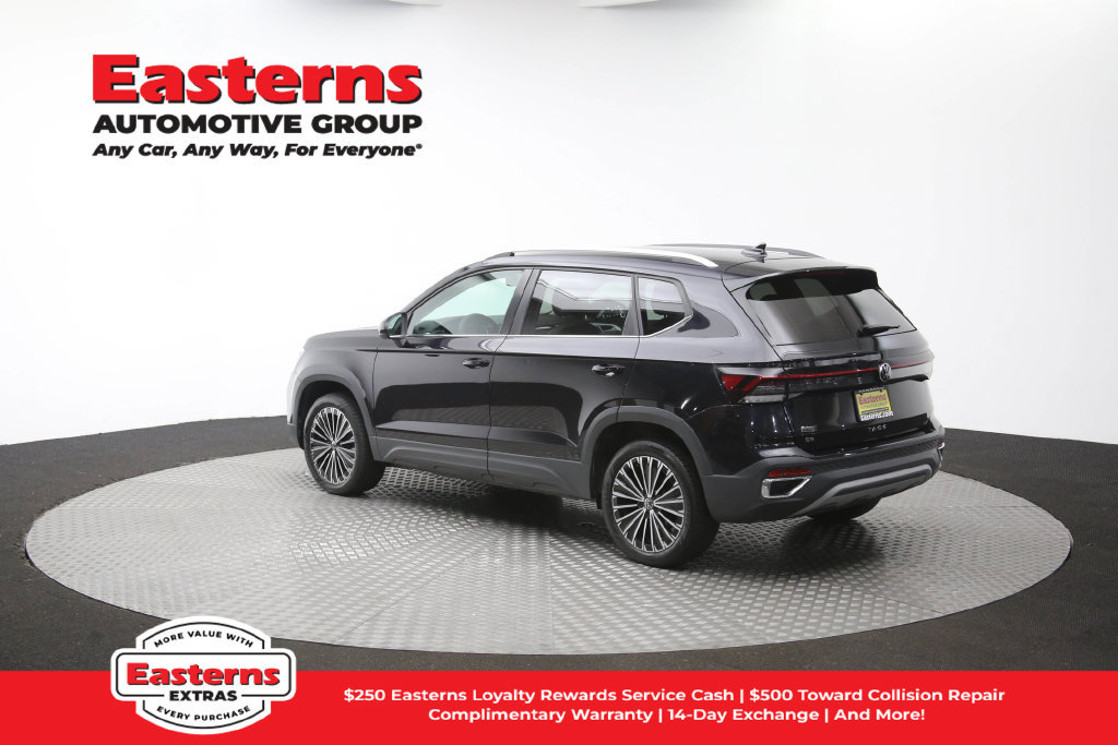 Used 2025 Volkswagen Taos SE FWD image 63