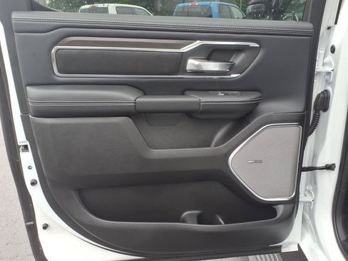 New 2026 RAM 1500 Laramie AWD/4WD image 10
