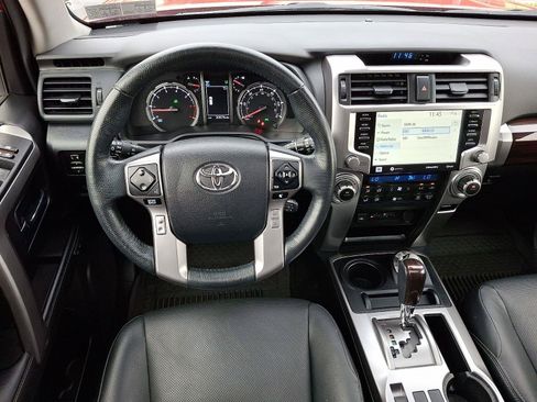 Used 2024 Toyota 4Runner Limited AWD/4WD image 13