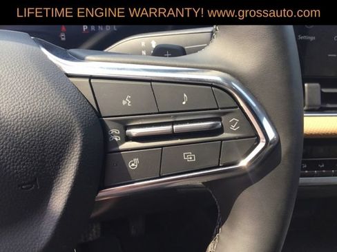 Used 2026 Chevrolet Equinox ACTIV AWD/4WD image 18
