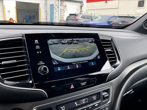 Used 2023 Honda Passport TrailSport image 25