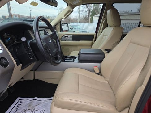 Used 2016 Ford Expedition XLT w/ Equipment Group 202A image 12
