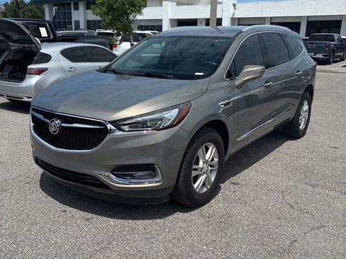 Used 2019 Buick Enclave Essence w/ Trailering Package, 5000 lbs. FWD image 1
