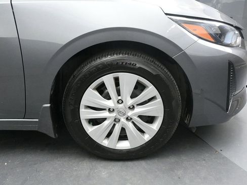 Used 2024 Nissan Sentra S image 29