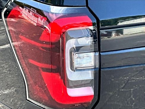 Certified 2023 Ford Expedition Max Limited AWD/4WD image 30