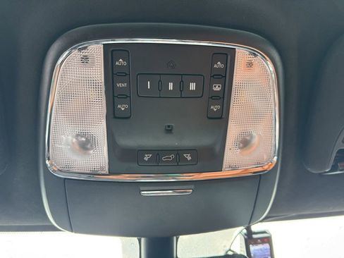 Used 2015 Jeep Grand Cherokee SRT w/ Trailer Tow Group IV image 41