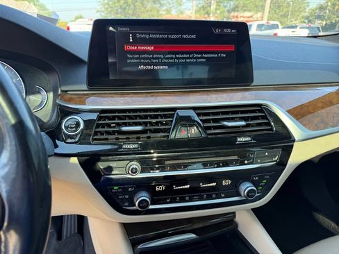 Used 2019 BMW 530i RWD image 19