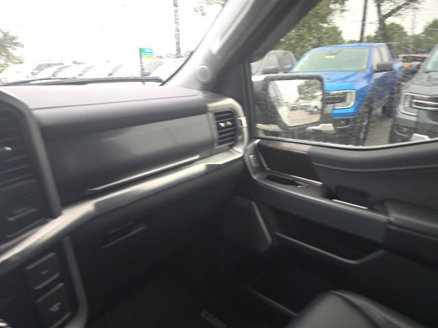 Used 2023 Ford F150 Lariat w/ Equipment Group 502A High AWD/4WD image 21