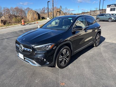 Used 2025 Mercedes-Benz GLA 250 GLA 250 image 2