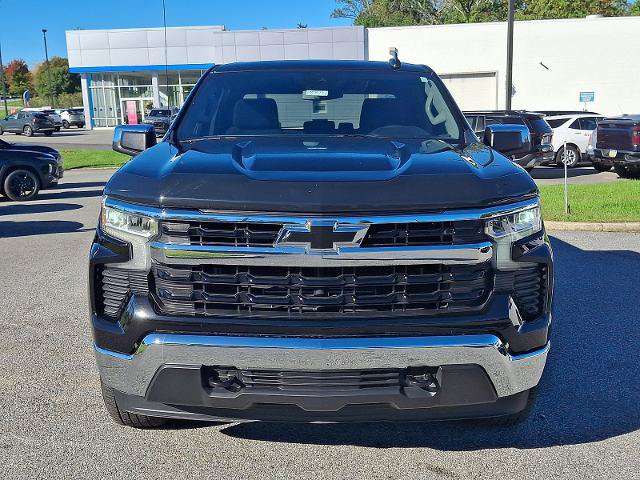 Used 2024 Chevrolet Silverado 1500 LT AWD/4WD image 2