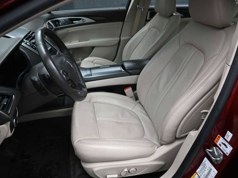 Used 2017 Lincoln MKZ Reserve w/ Climate Package image 10