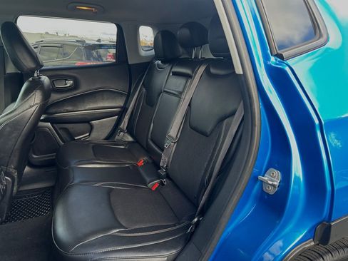 Used 2018 Jeep Compass Latitude w/ Cold Weather Group image 6