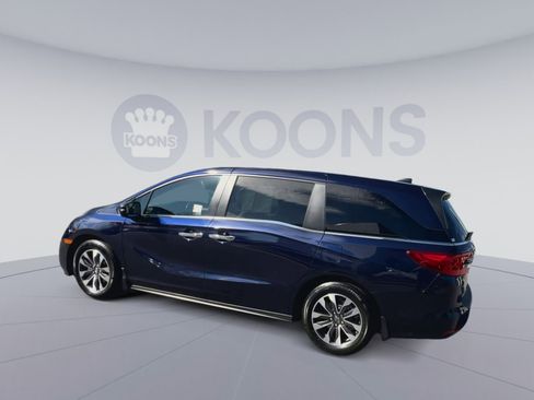 Used 2023 Honda Odyssey EX-L image 8