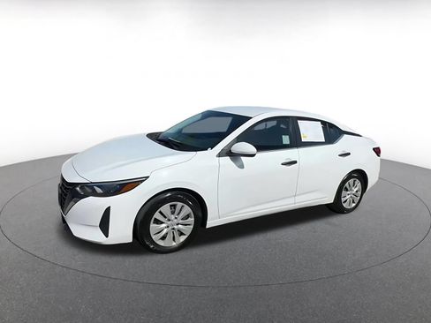 Used 2025 Nissan Sentra S FWD image 7
