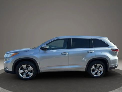 Used 2015 Toyota Highlander Limited image 14