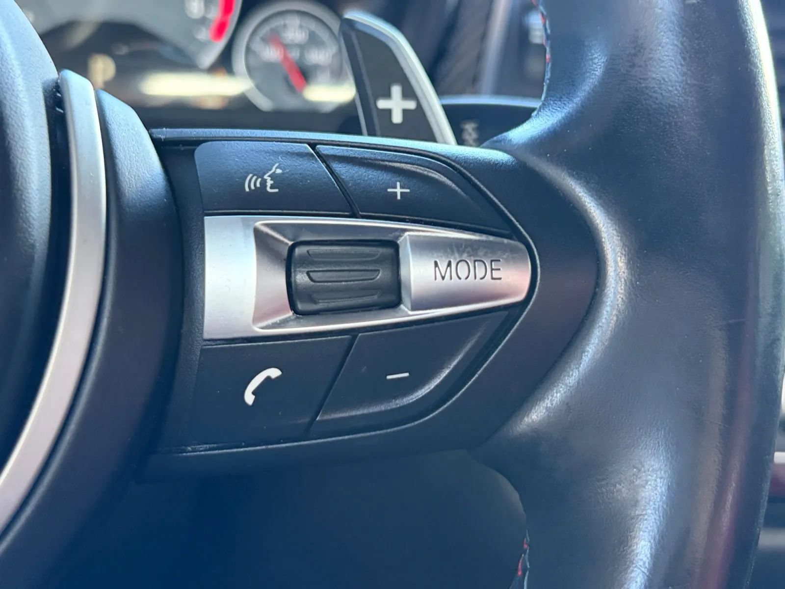 Used 2016 BMW M3 RWD image 31