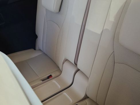 Used 2018 Lexus RX 450hL Luxury w/ Accessory Package image 6