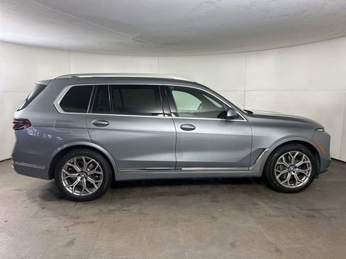 Used 2023 BMW X7 xDrive40i w/ Executive Package image 8
