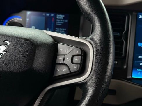 Used 2023 Ford Bronco Wildtrak image 11